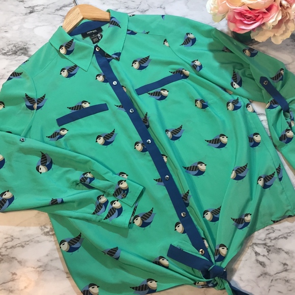 Style & Co. Tops - Style & Co Novelty Bird Print Button Down Shirt